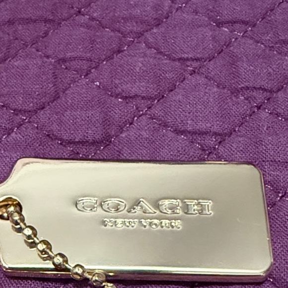 Coach New York Metal Gold Bag Tag - Picture 3 of 4